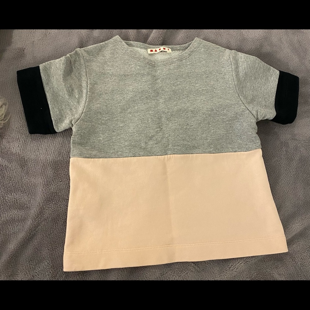 Marni girls sweater. Size 6. Made in Italy
